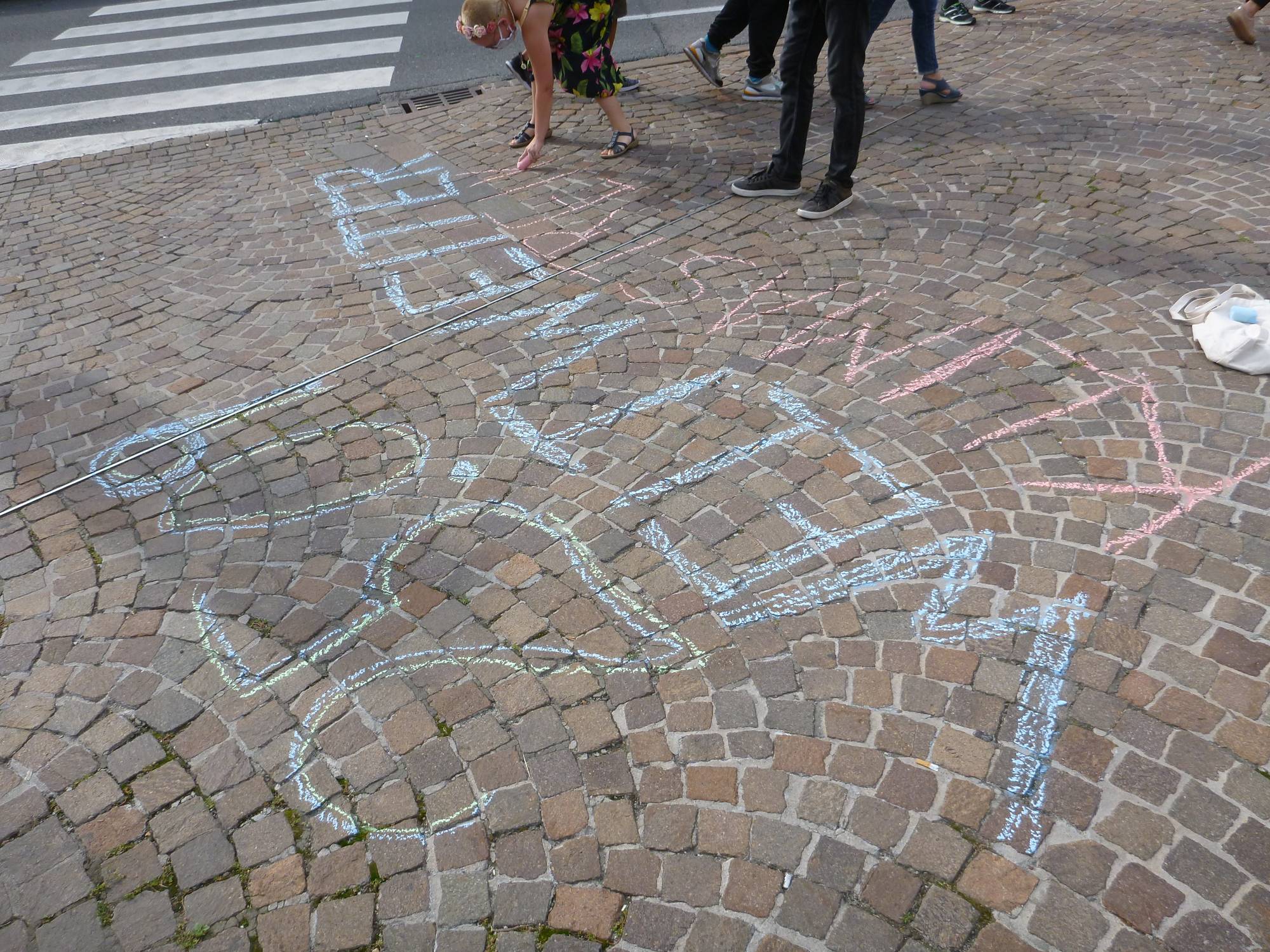 Fridays for Future on 2020-08-28 für den Amazonas, Villach, Nikolaiplatz, Photo #9